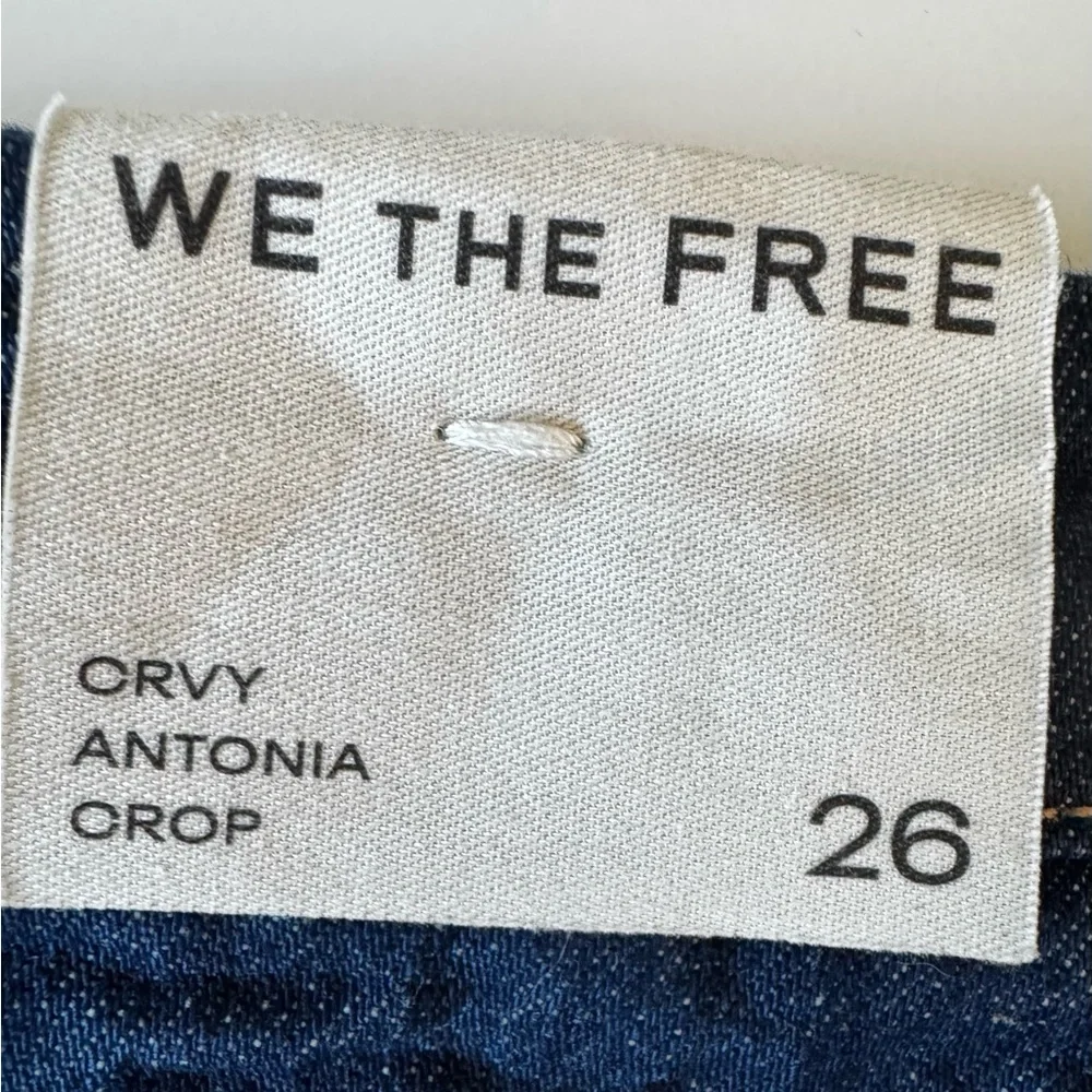 We The Free Curvy Antonia Crop Culotte Jeans/Shorts, Deep Blue, Wmns Sz 26, NWT - Picture 8 of 15